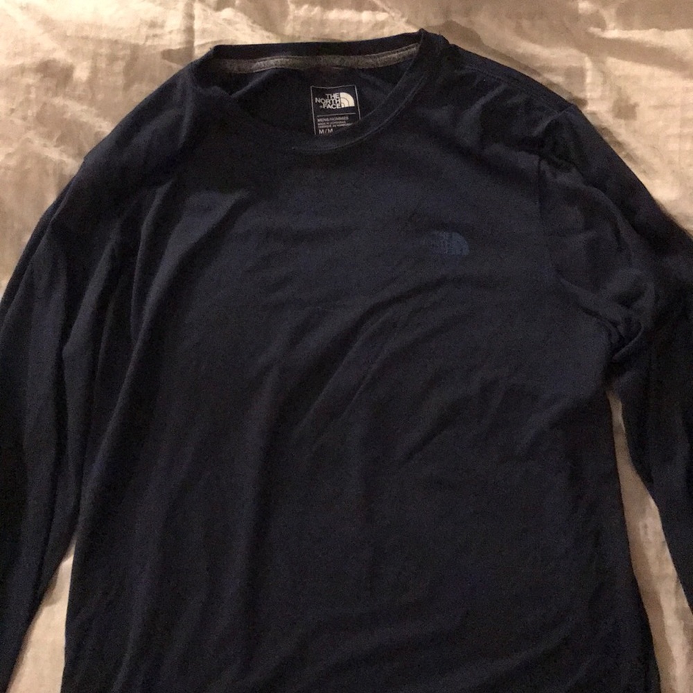 North face running long sleeve shirt
